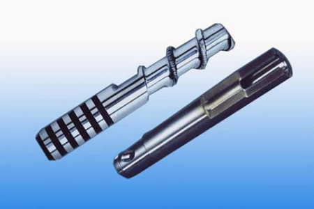 擠出機螺桿長度與行程的關系